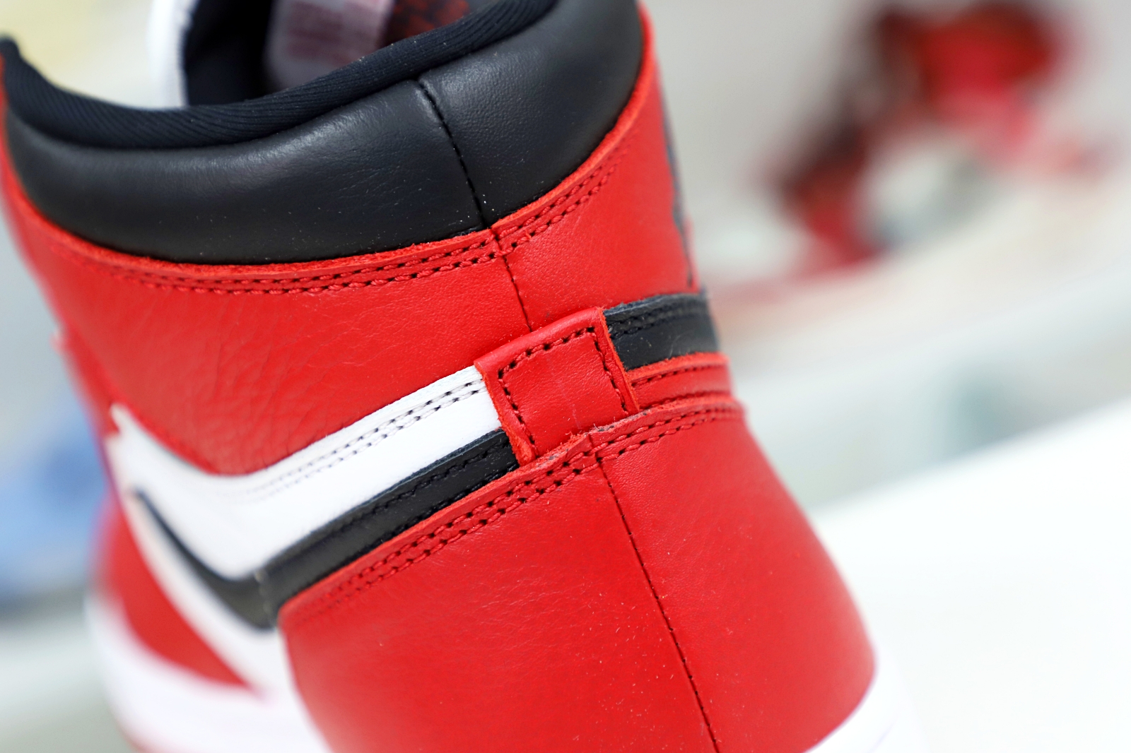 Kimi kick AIR JORDAN 1 RETRO HIGH OG NRG 'HOMAGE TO HOME' CHICAGO EXCLUSIVE