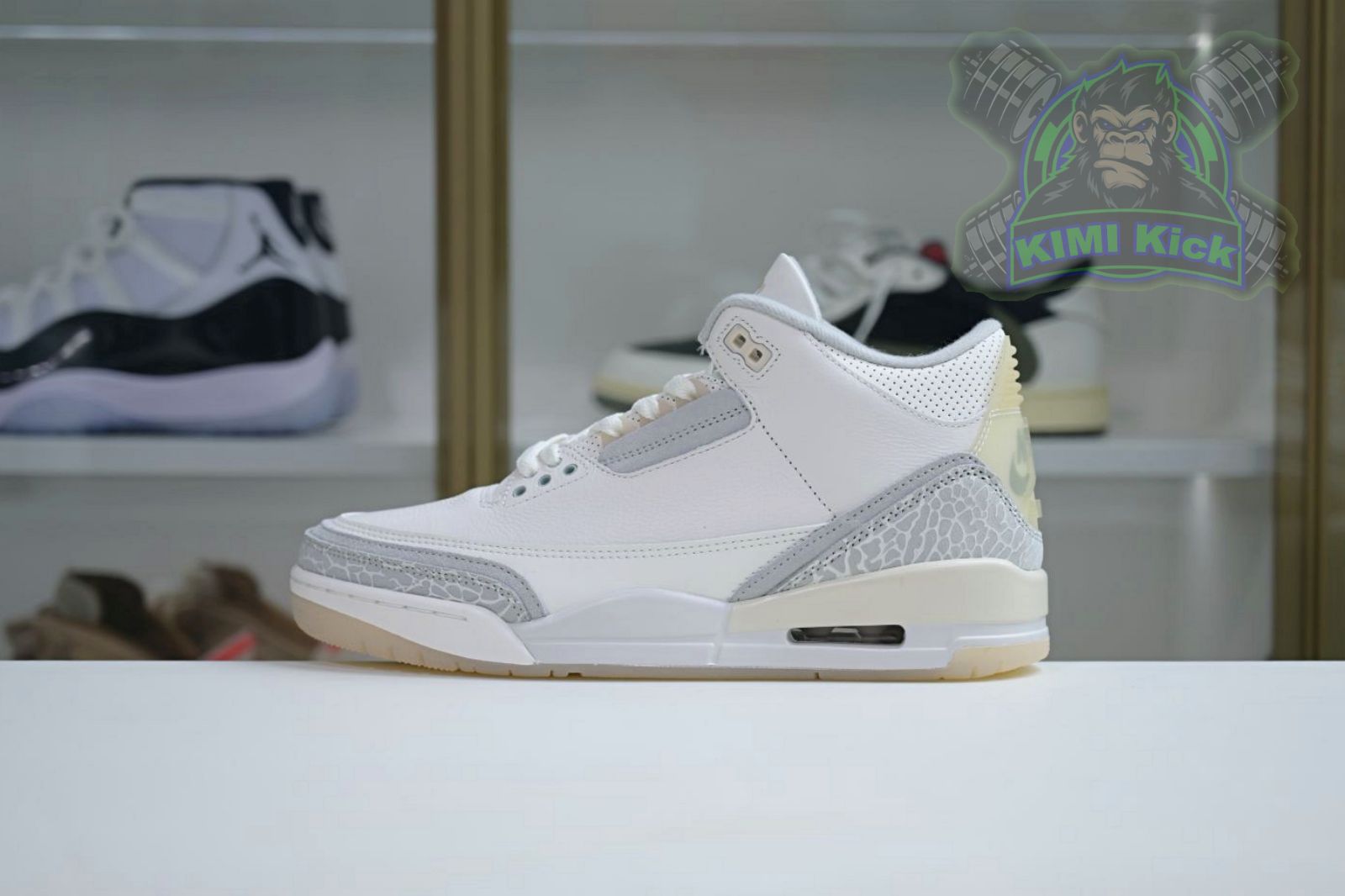 Kimi kick Air Jordan 3 Craft“Ivory”