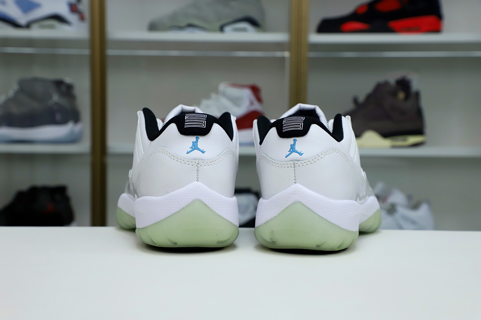 Kimi kick AIR JORDAN 11 RETRO LOW LEGEND BLUE