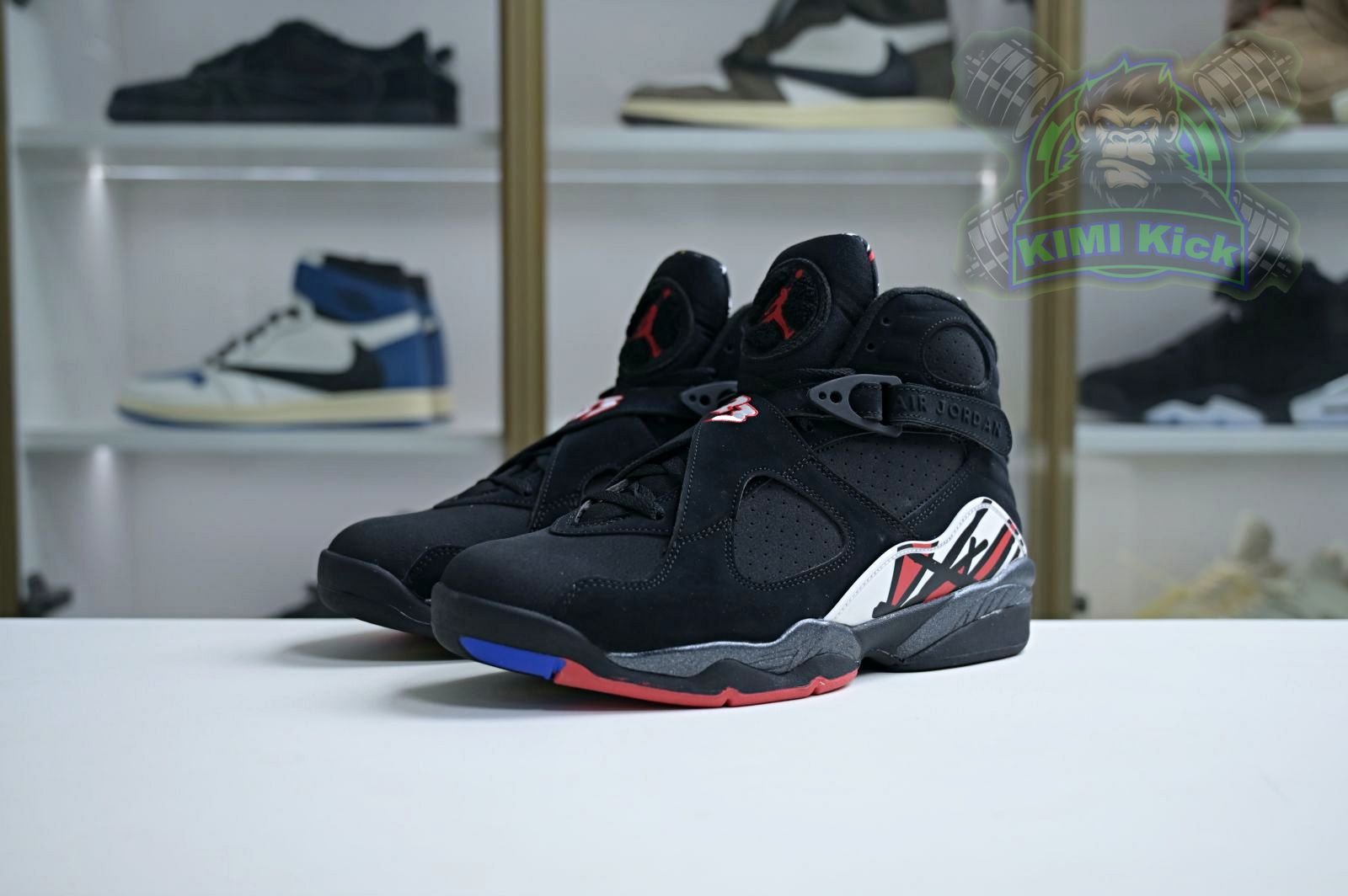 Kimi kick Air Jordan 8