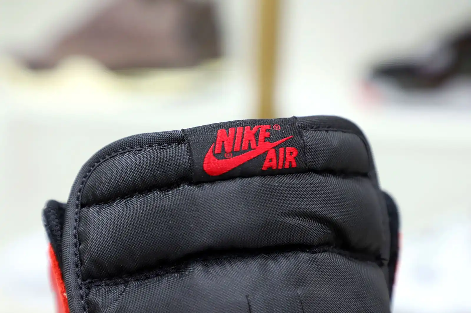 Cheap Kimikick AIR JORDAN 1 RETRO HIGH OG 'BRED TOE'