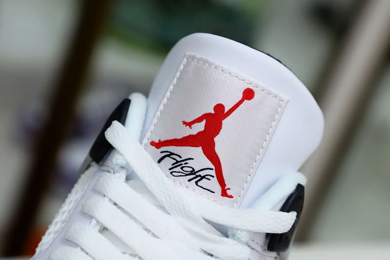 Kimikick Air Jordan 4 Retro White Cement