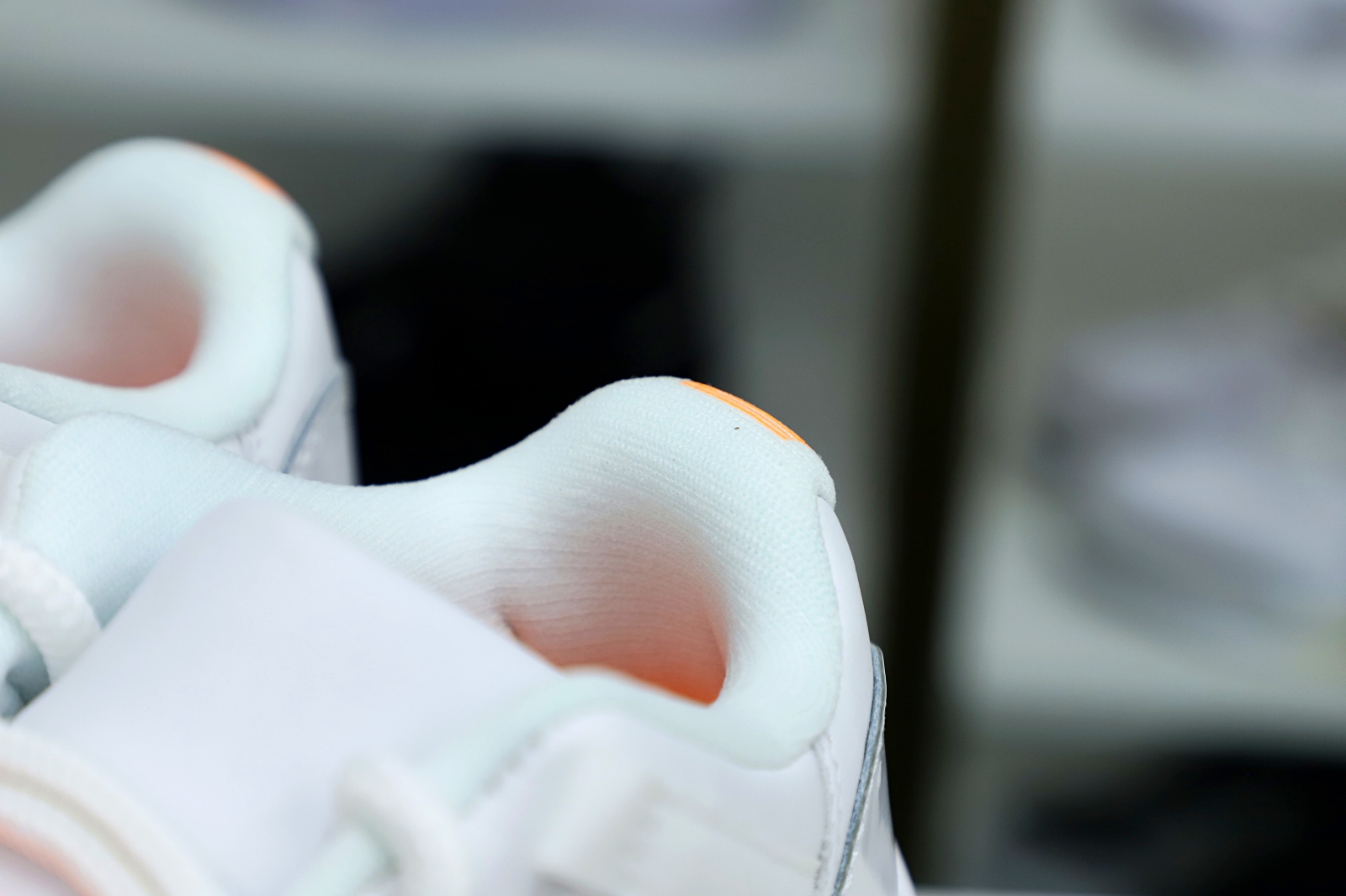 Kimi kick WMNS AIR JORDAN 11 RETRO LOW 'BRIGHT CITRUS'