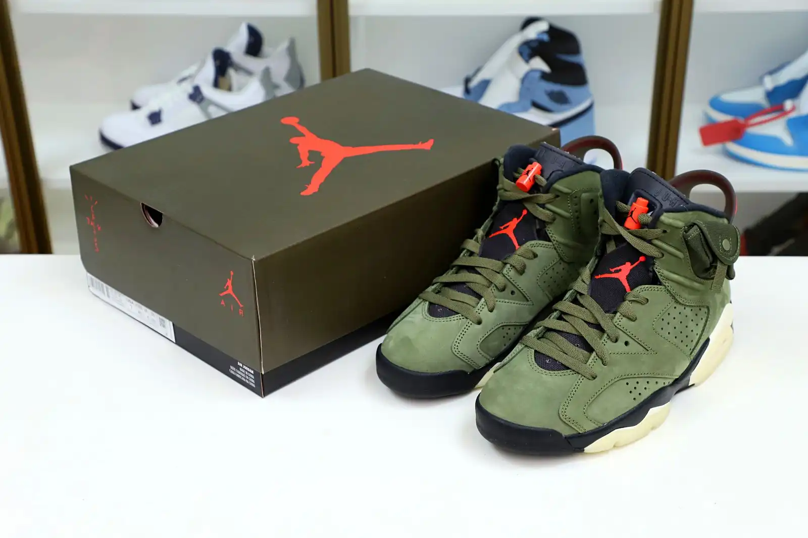 Reps Kimikick TRAVIS SCOTT X AIR JORDAN 6 RETRO 'OLIVE'