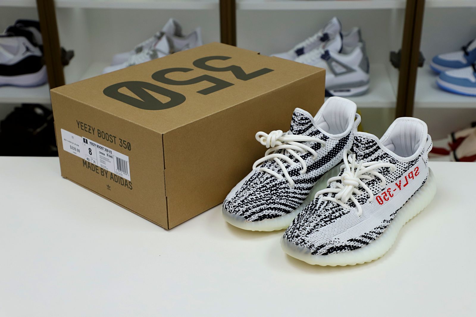 Kimi kick YEEZY BOOST 350 V2 'ZEBRA'