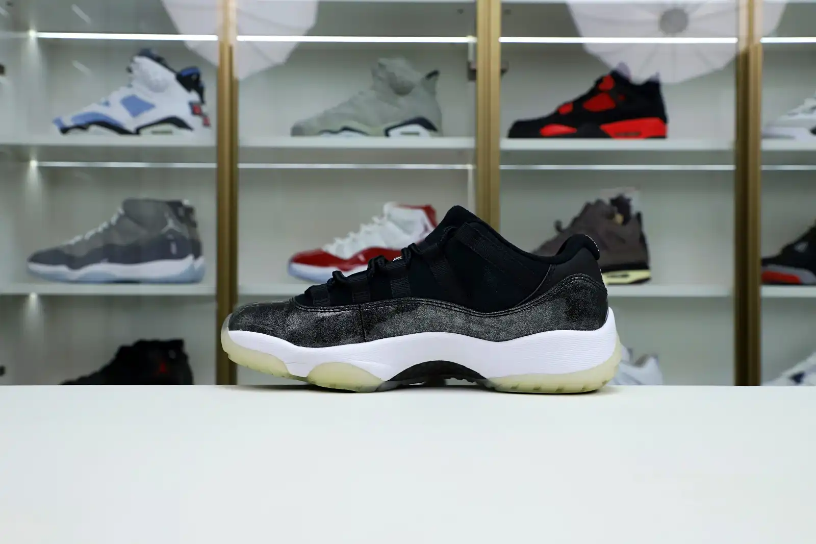 Kimikick Jordan Air Jordan 11 retro low barons