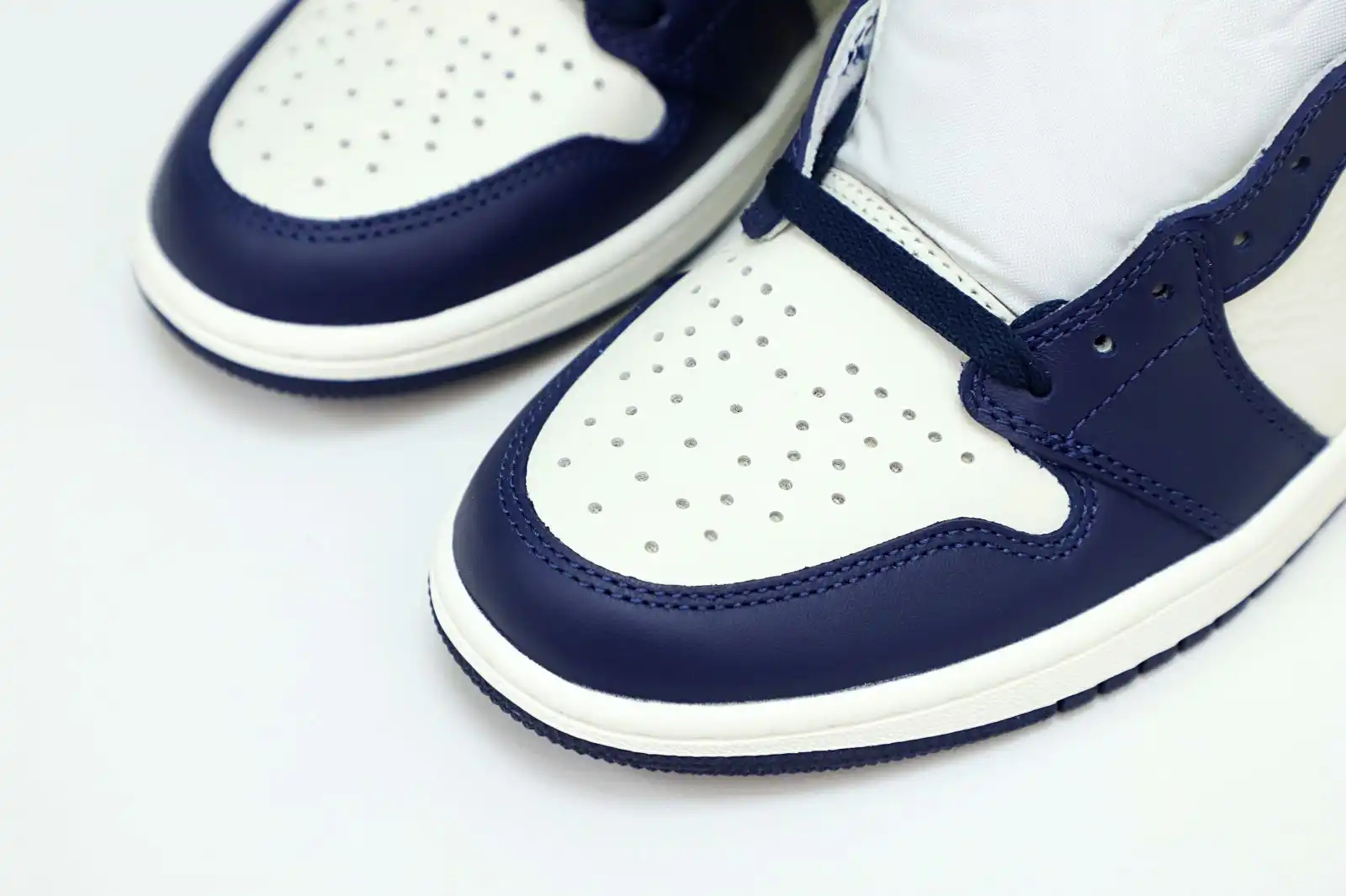 Cheap Kimikick AIR JORDAN 1 RETRO HIGH OG 'OBSIDIAN'