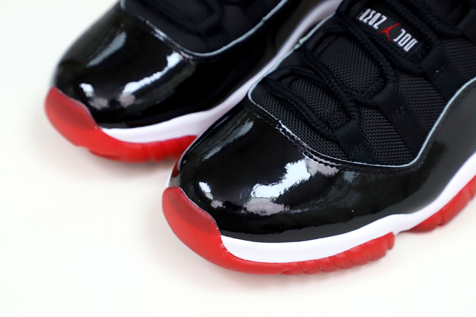 Kimi kick AIR JORDAN 11 RETRO 'BRED' 2019