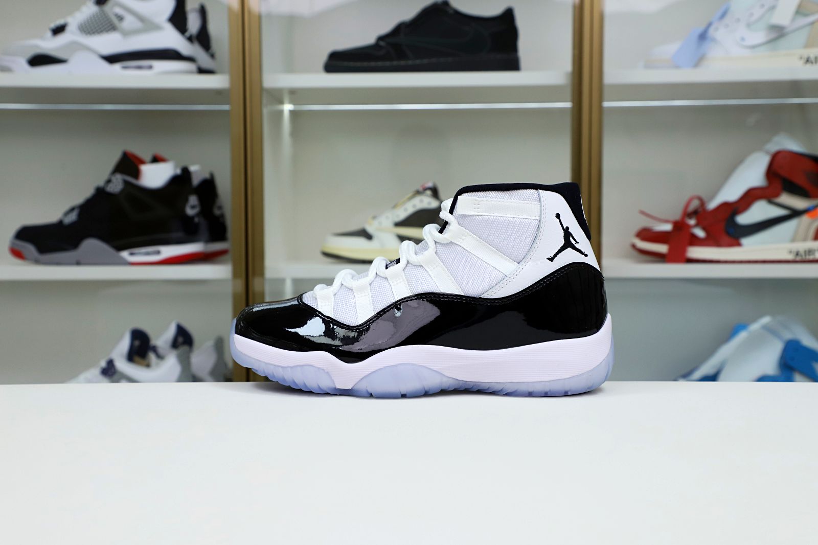 Kimi kick AIR JORDAN 11 RETRO 'CONCORD' 2018