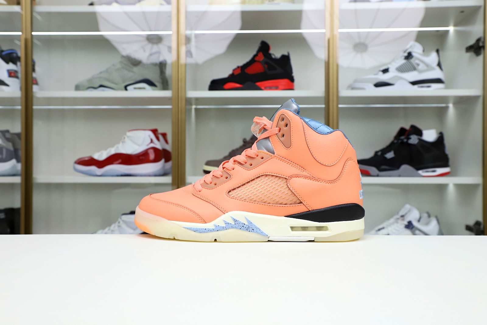 Kimi kick DJ Khaled x Jordan Air Jordan 5 