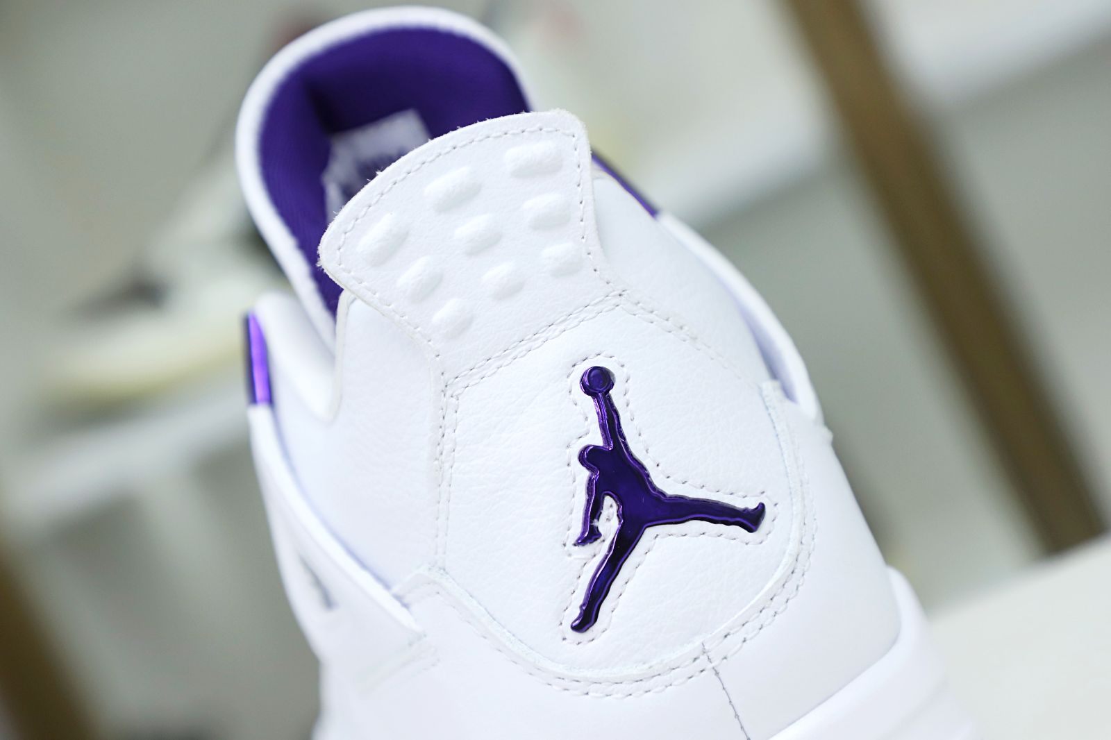 Kimi kick AIR JORDAN 4 PURPLE METALLIC