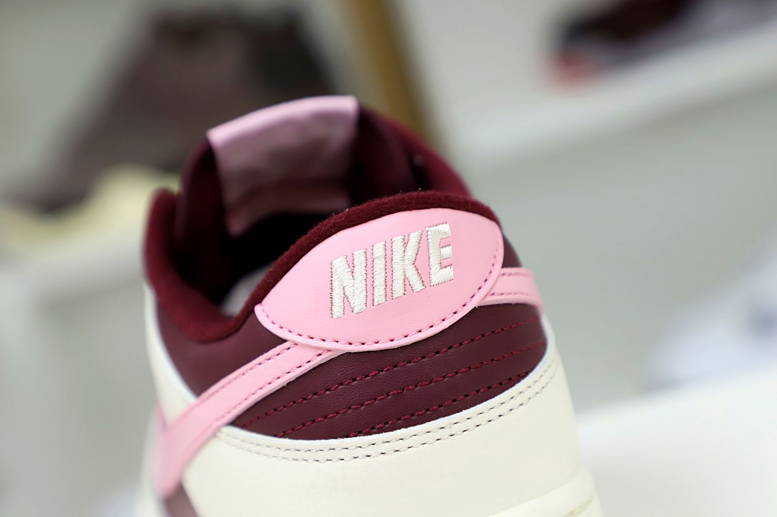 Kimi kick NIKE DUNK LOW VALENTINE DAY