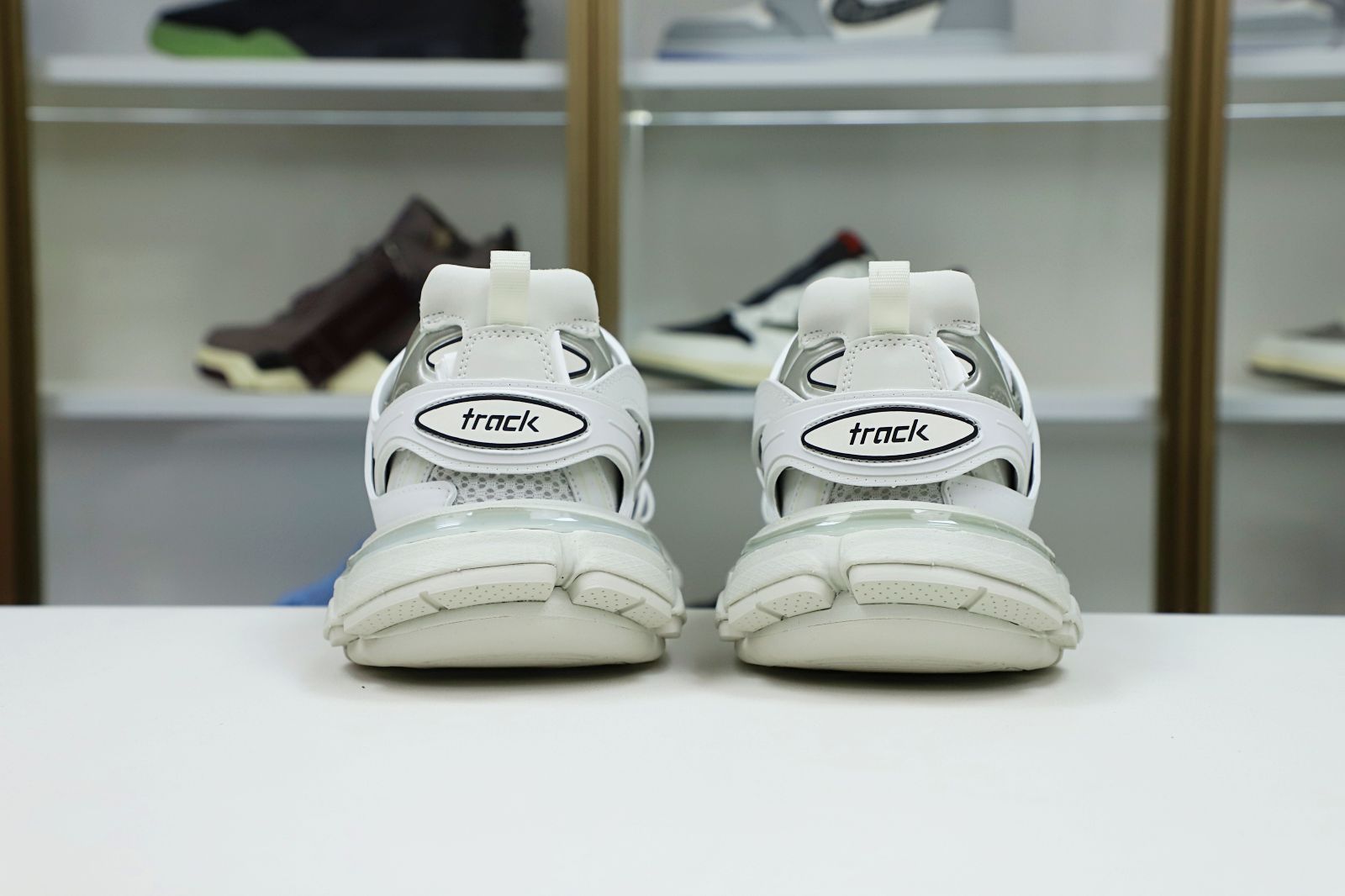 Kimi kick TRACK TRAINER WHITE