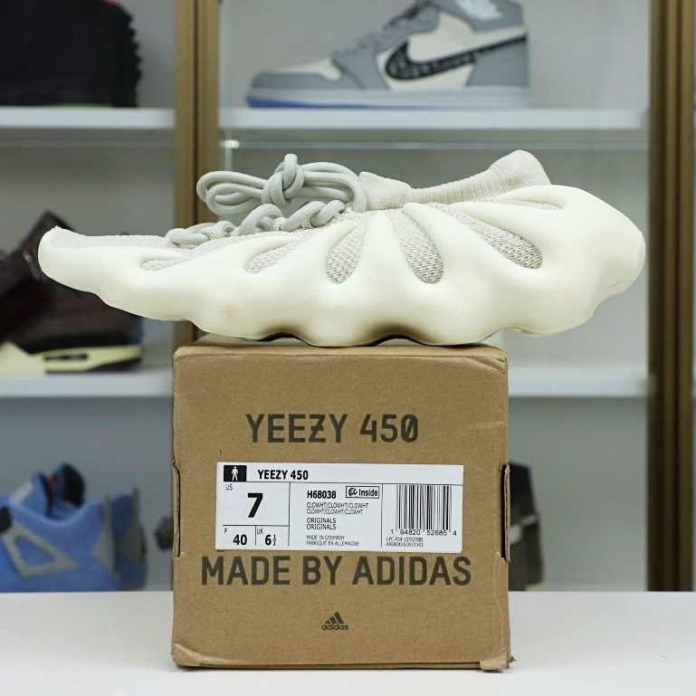 Kimi kick YEEZY 450 CLOUD WHITE H68038