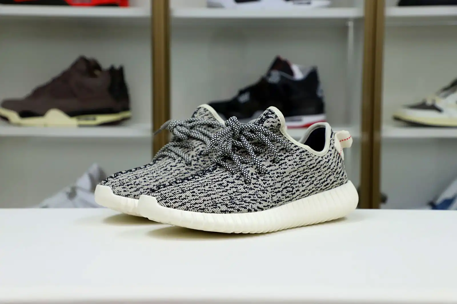 Kimikick Yeezy boost 350 turtle dove