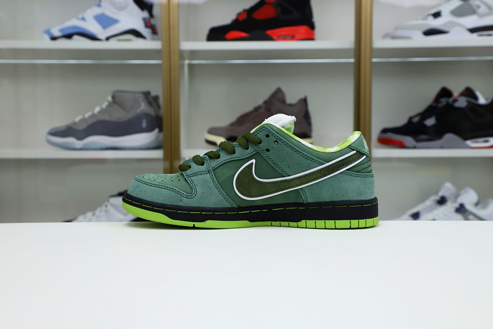 Kimi kick Concepts x Nike SB Dunk Low Green Lobster