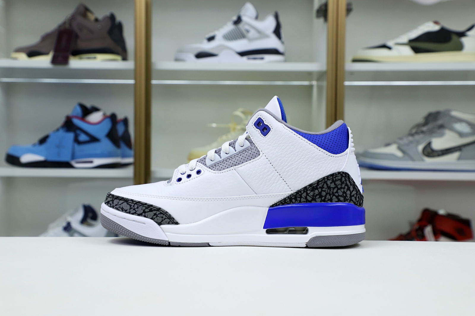 Kimi kick AIR JORDAN 3 RETRO 'RACER BLUE'