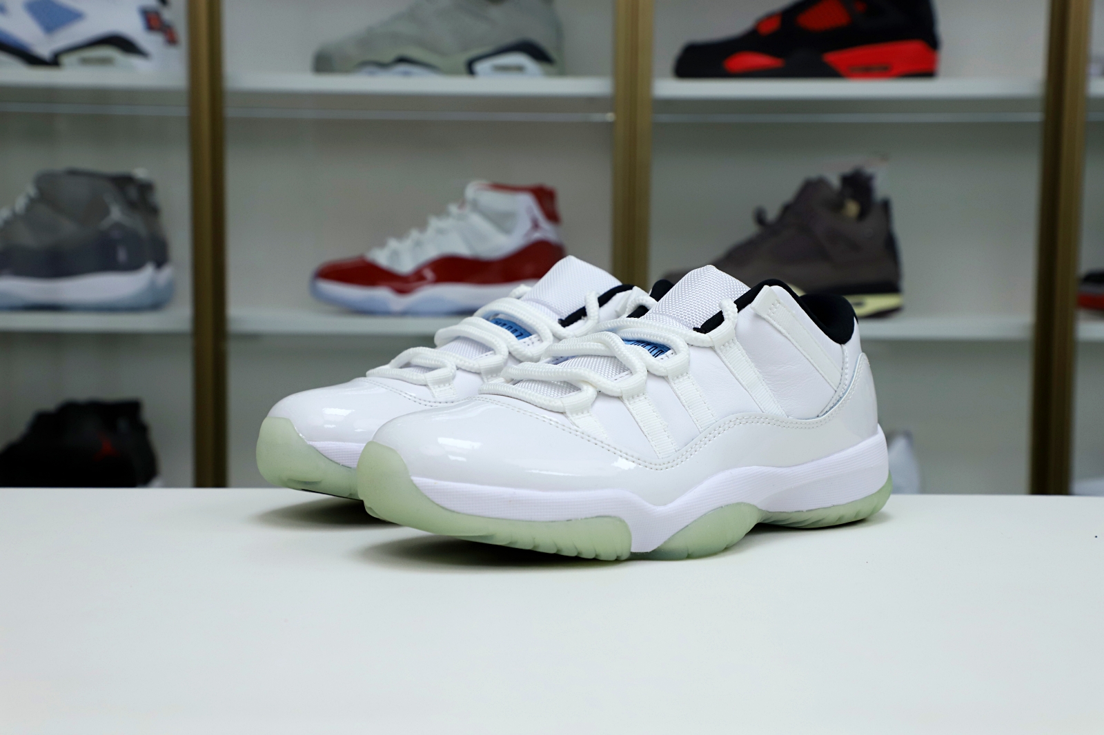 Kimi kick AIR JORDAN 11 RETRO LOW LEGEND BLUE