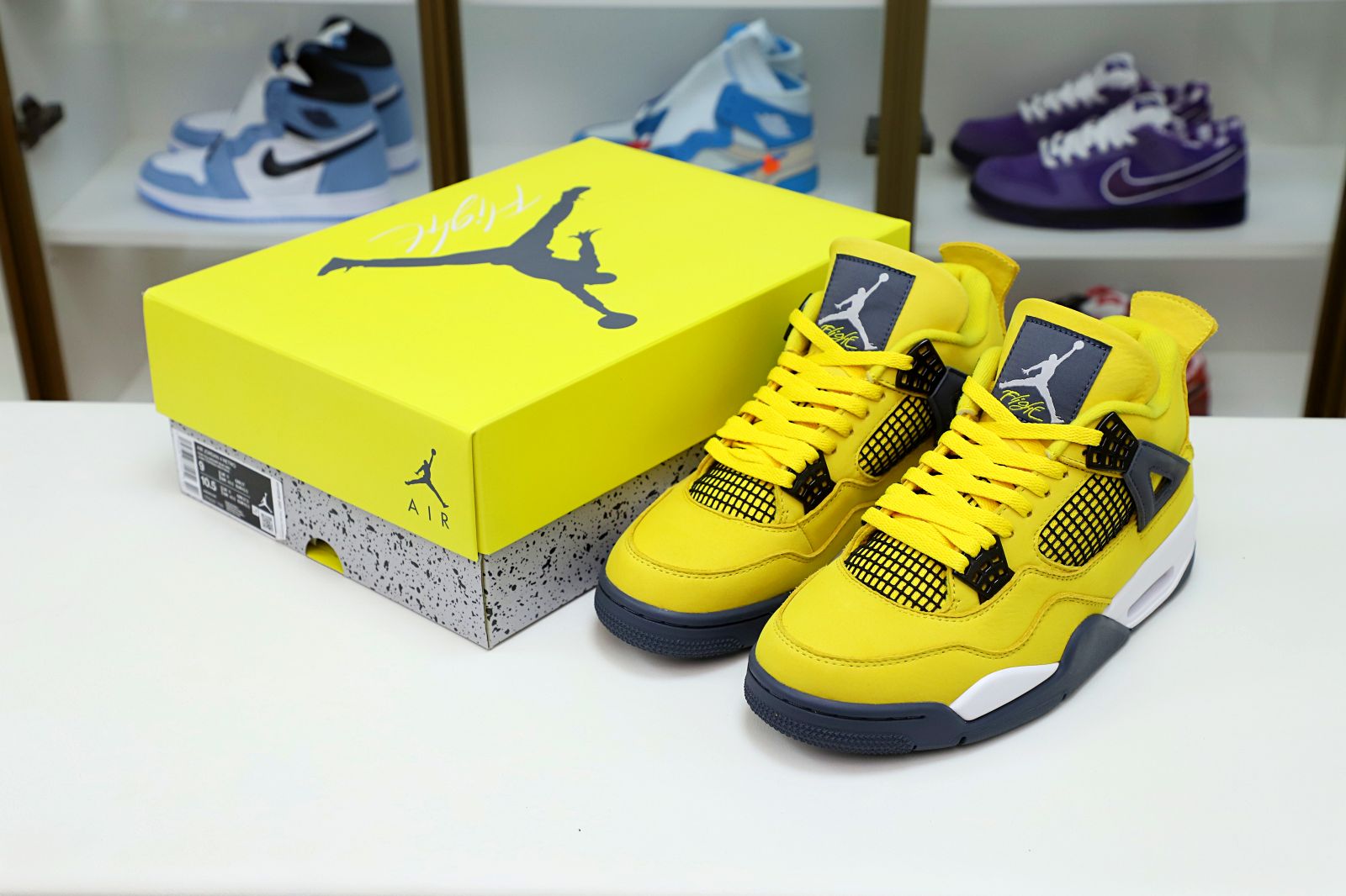 Kimi kick AIR JORDAN AIR JORDAN 4 RETRO 'LIGHTNING' 2021