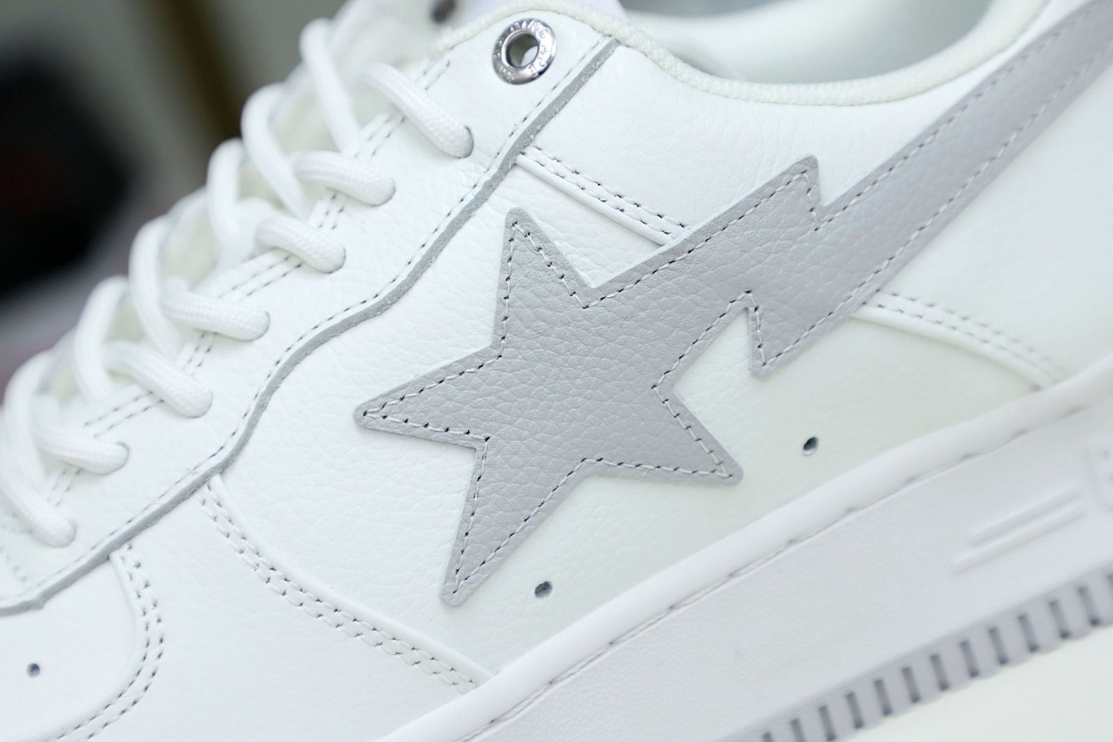 Kimi kick BAPESTA 'WHITE'