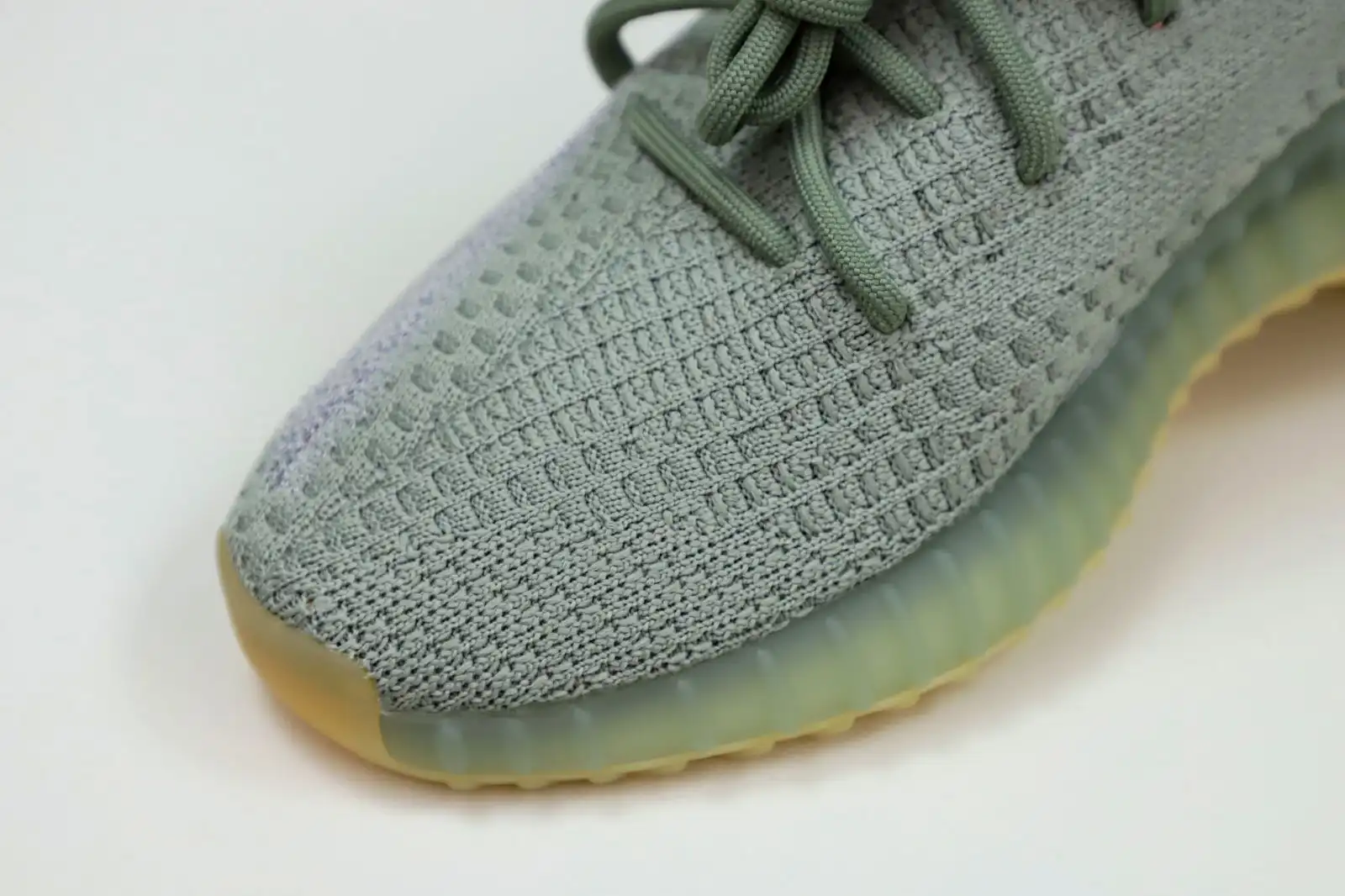 Kimikick YEEZY BOOST 350 V2 'DESERT SAGE'