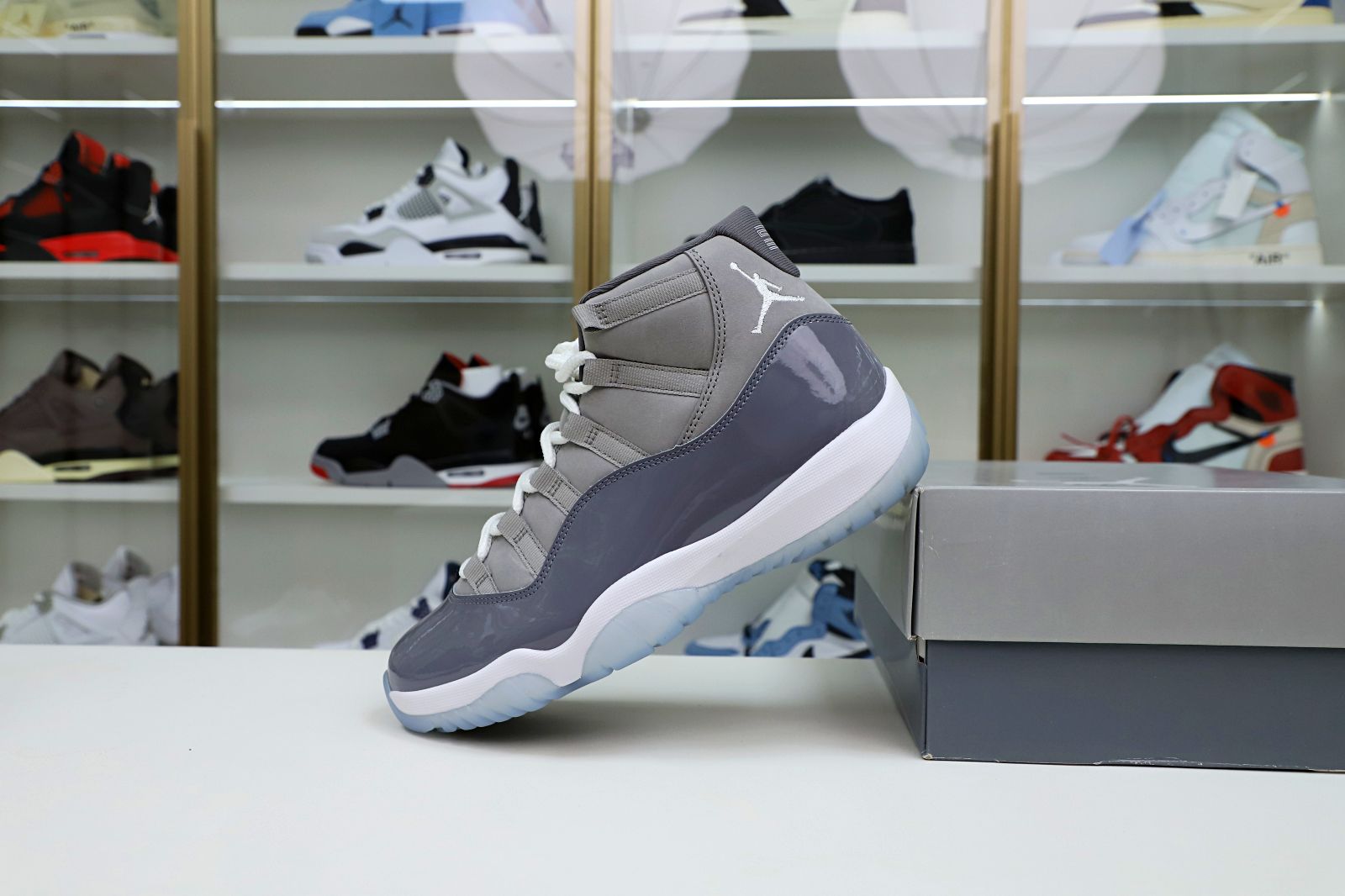 Kimi kick AIR JORDAN 11 RETRO 'COOL GREY' 2021