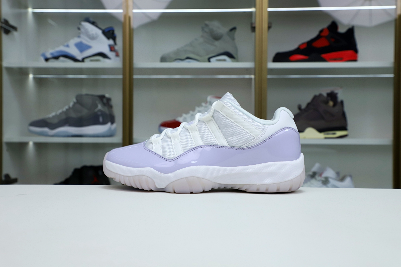 Kimi kick AIR JORDAN 11 LOW PURE VIOLET