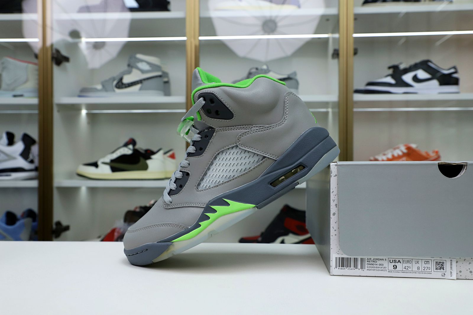 Kimi kick AIR JORDAN 5 RETRO 'GREEN BEAN' 2022