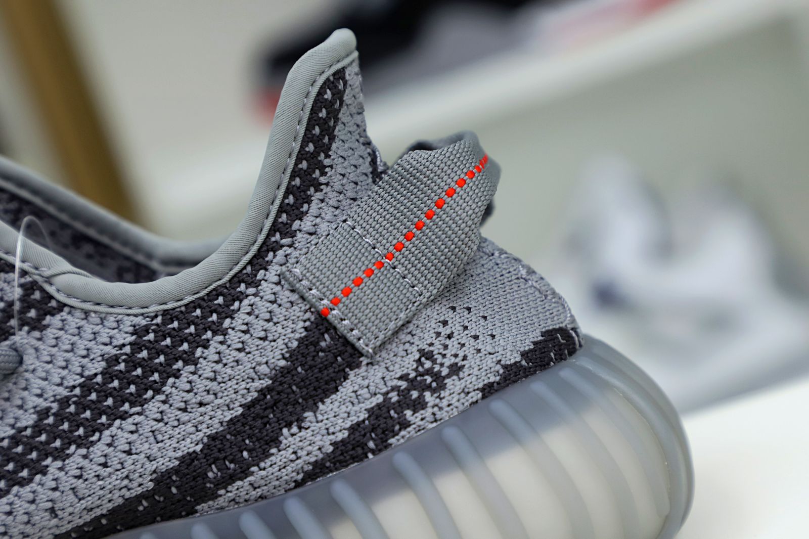 Kimi kick YEEZY BOOST 350 V2 'BELUGA 2.0'