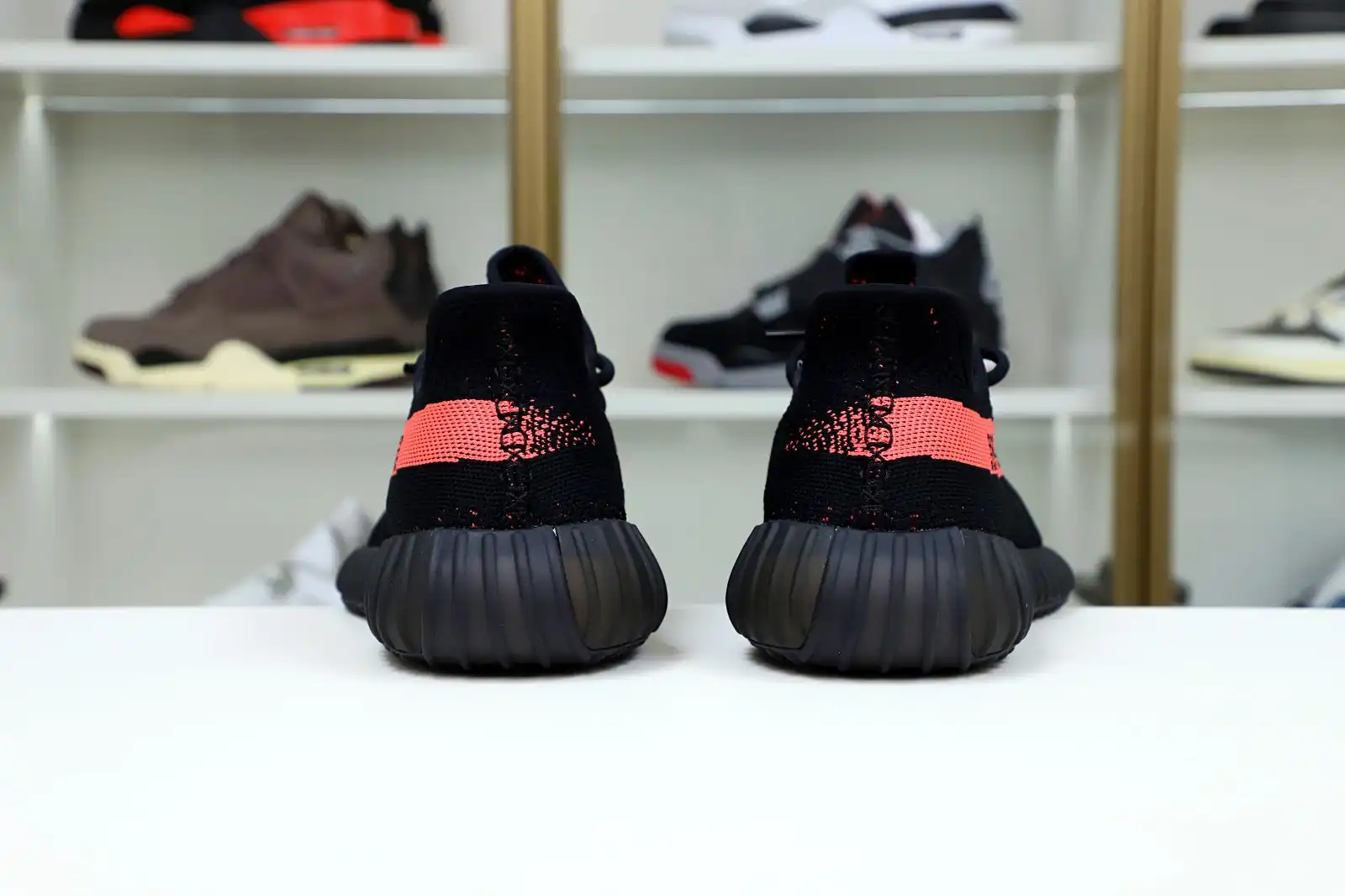 Kimikick YEEZY BOOST 350 V2 'RED'