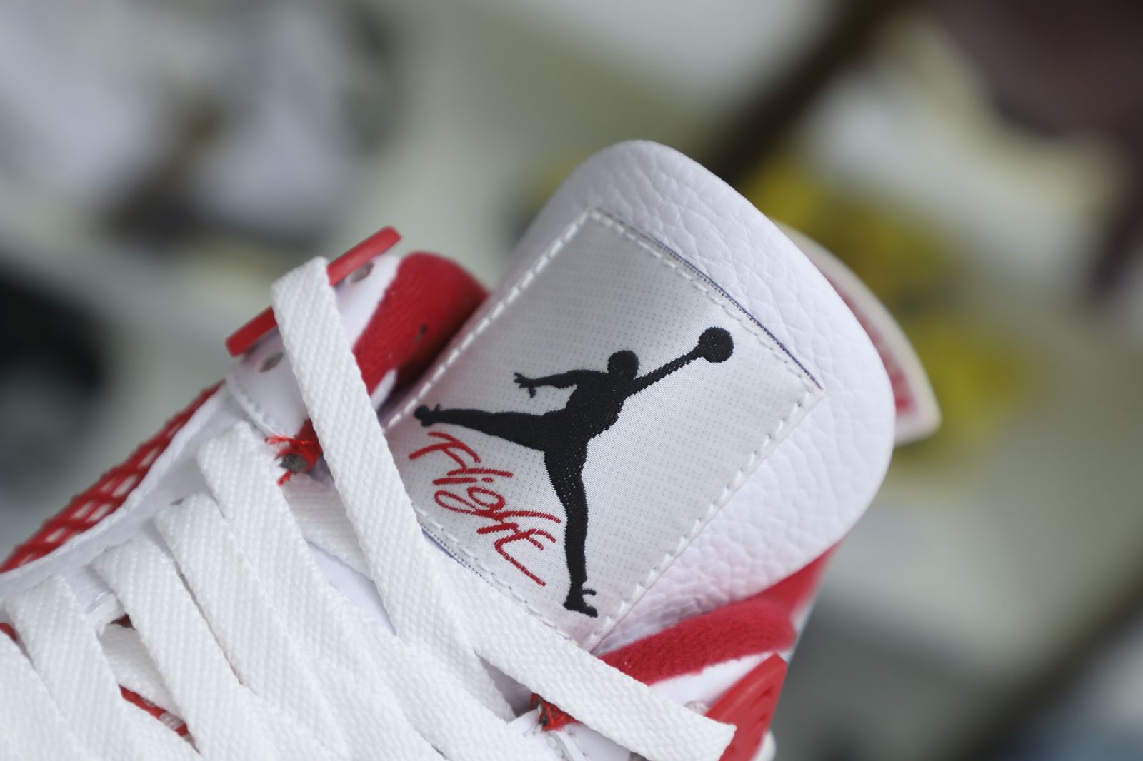 Kimi kick AIR JORDAN4 RETRO ALTERNATE 89