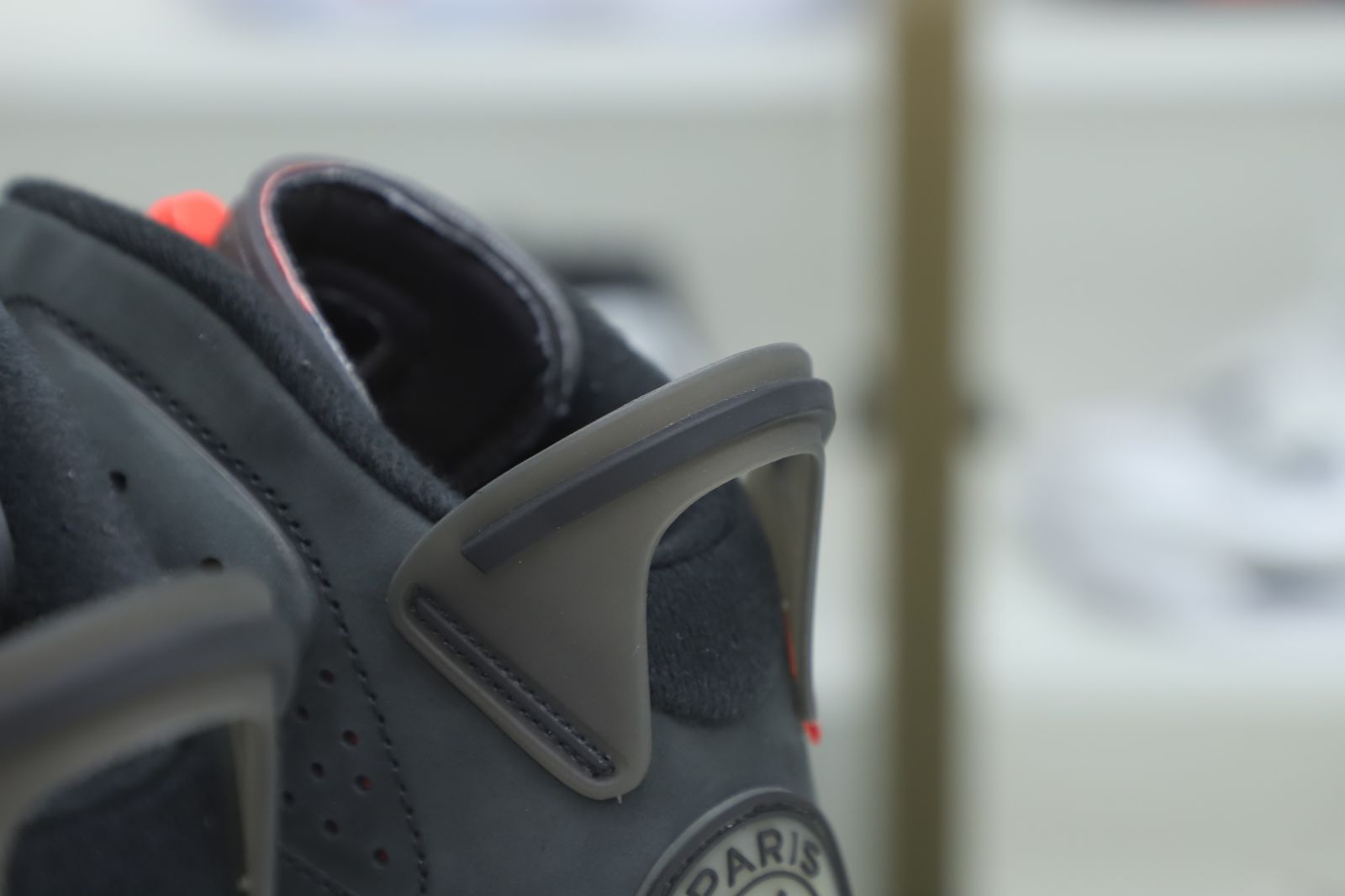 Kimi kick PARIS SAINT-GERMAIN X AIR JORDAN 6 RETRO 'IRON GREY'