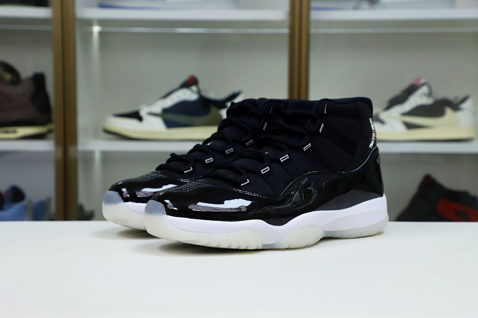 Kimi kick AIR JORDAN 11 RETRO 'JUBILEE   25TH