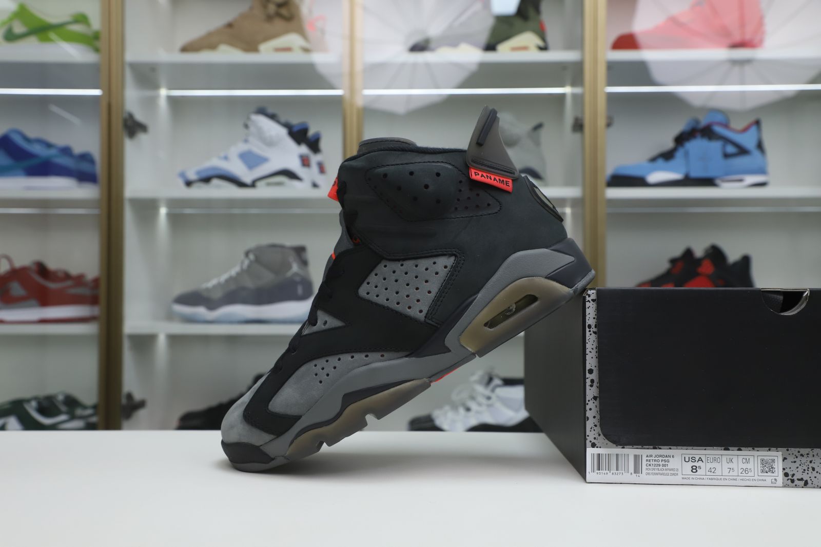 Kimi kick PARIS SAINT-GERMAIN X AIR JORDAN 6 RETRO 'IRON GREY'