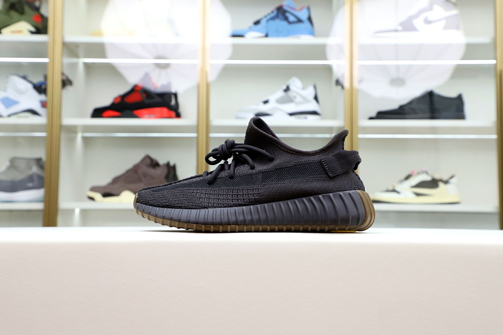 Kimi kick YEEZY BOOST  350 V2 ORIGINALS