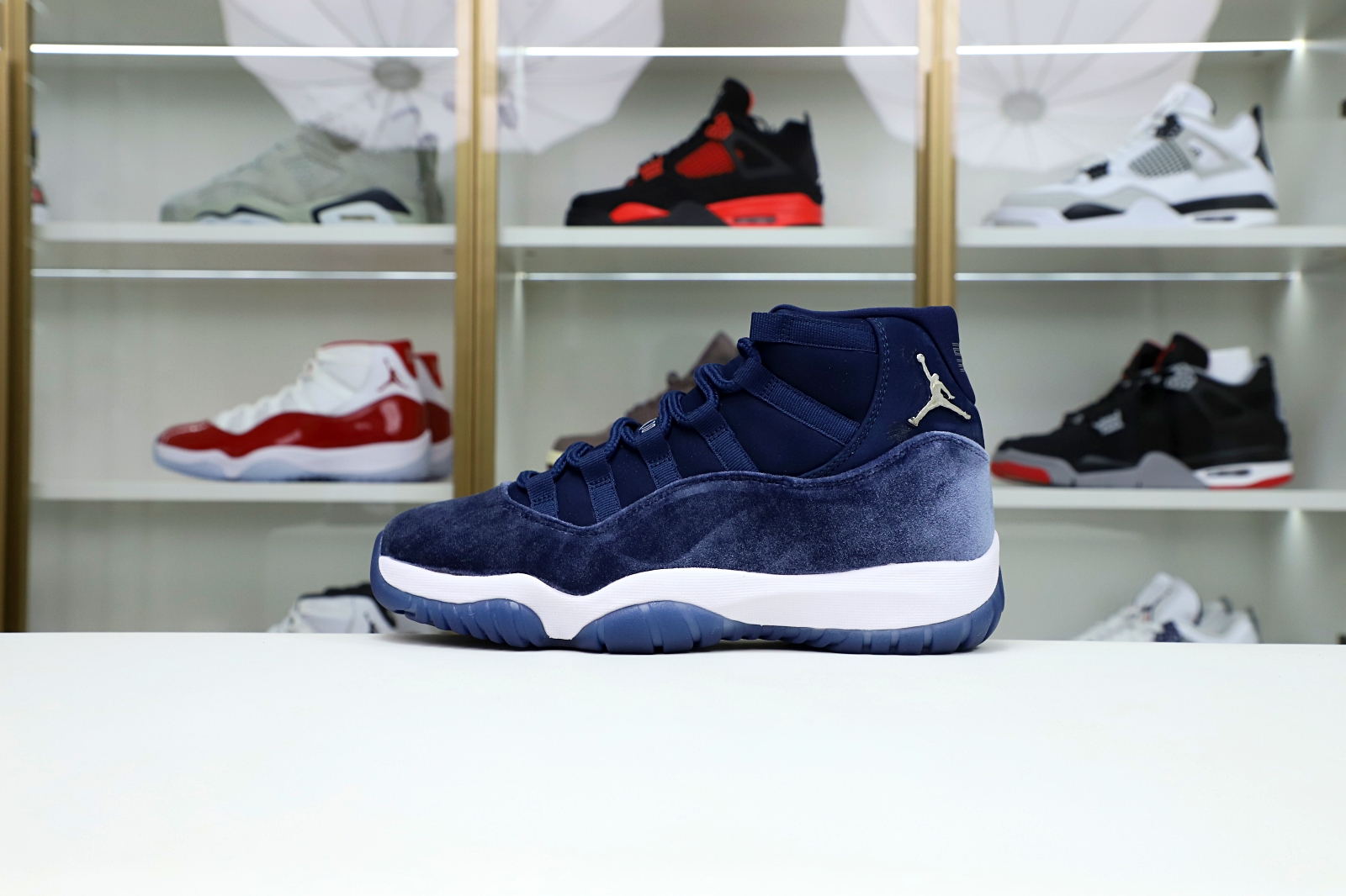 Kimi kick AIR JORDAN 11 RETRO MIDNIGHT NAVY