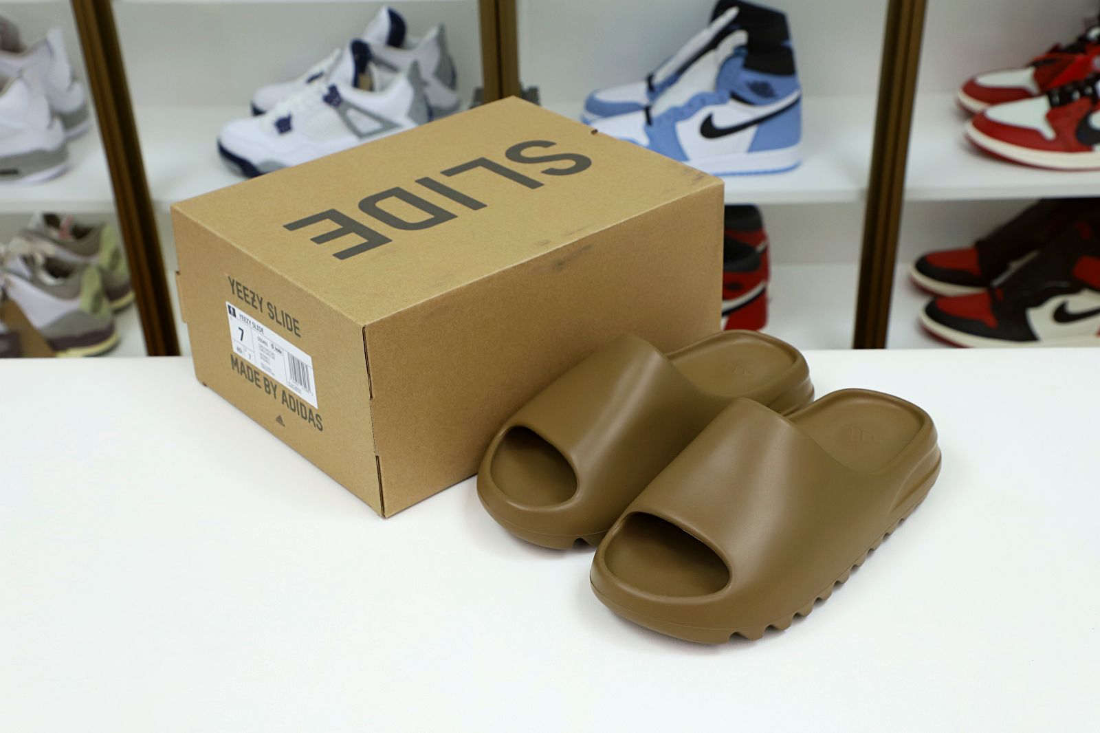 Kimi kick YEEZY SLIDES G55492