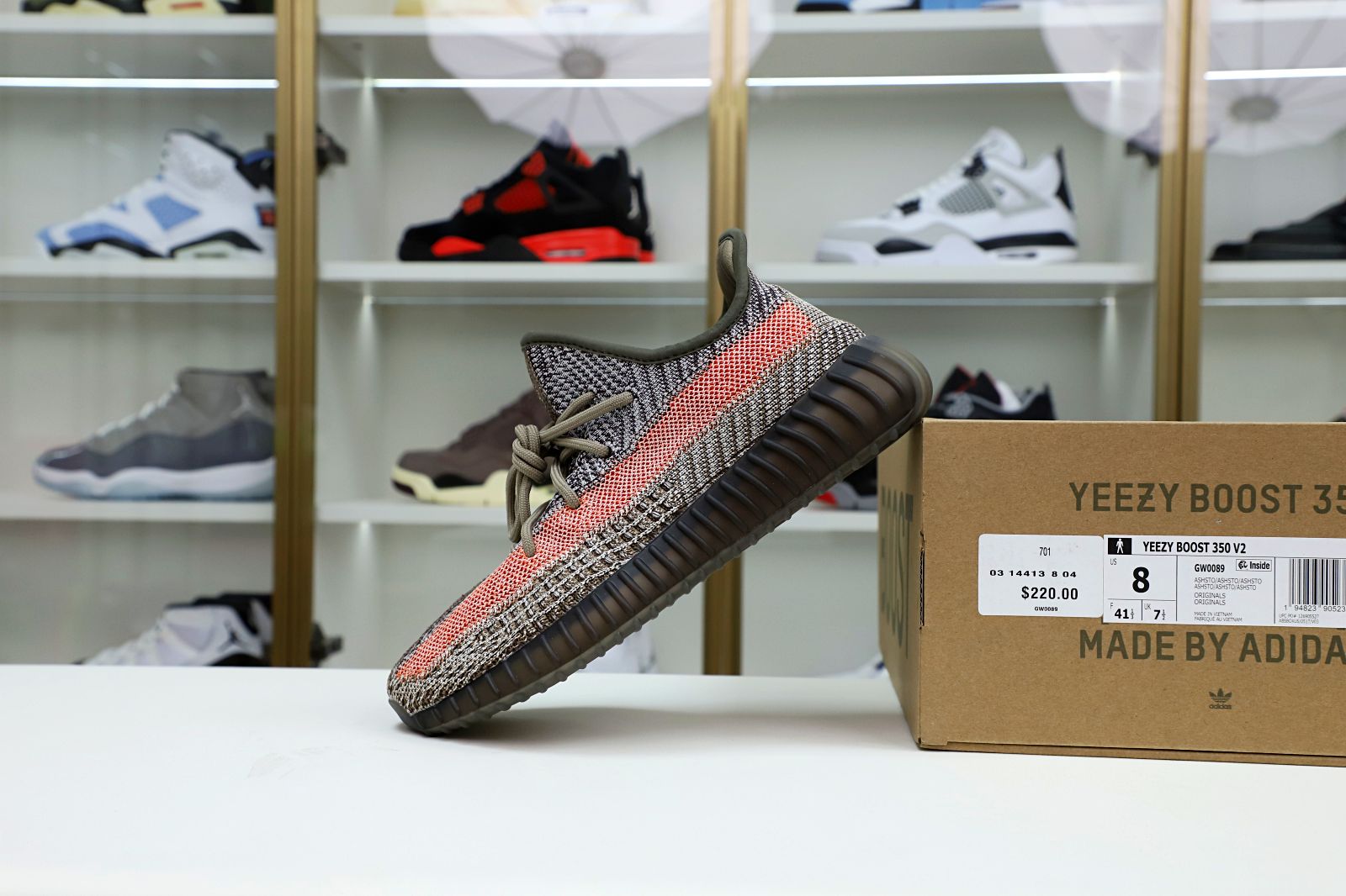 Kimi kick YEEZY BOOST 350 V2 'ASH STONE'