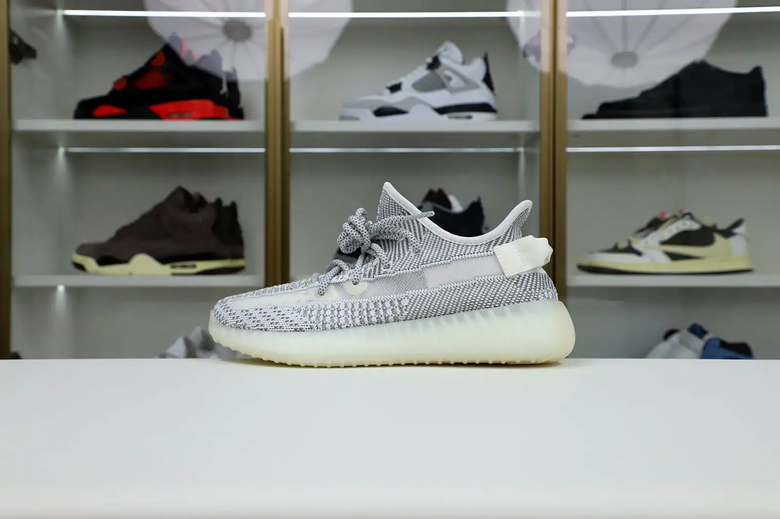 Kimikick YEEZY BOOST 350 V2 'STATIC NON-