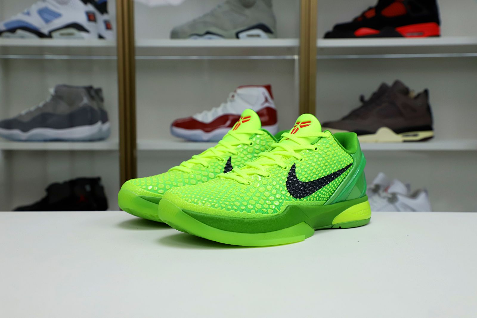 Kimi kick Nike Zoom Kobe 6 Protro “Grinch” 2020