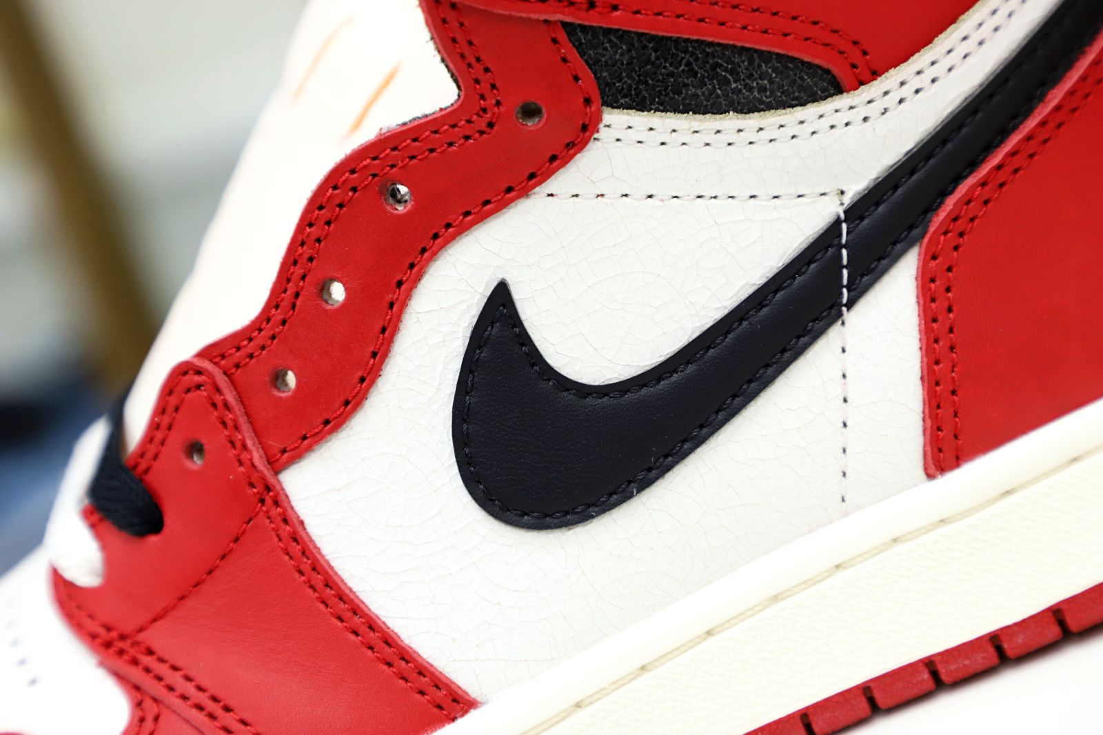 Kimi kick AIR JORDAN 1 REIMAGINED LOST AND FOUND “CHICAGO” 2022