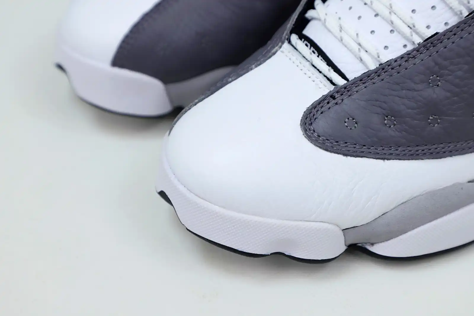 Kimikick AIR JORDAN 13 RETRO 'ATMOSPHERE GREY' -414571-016