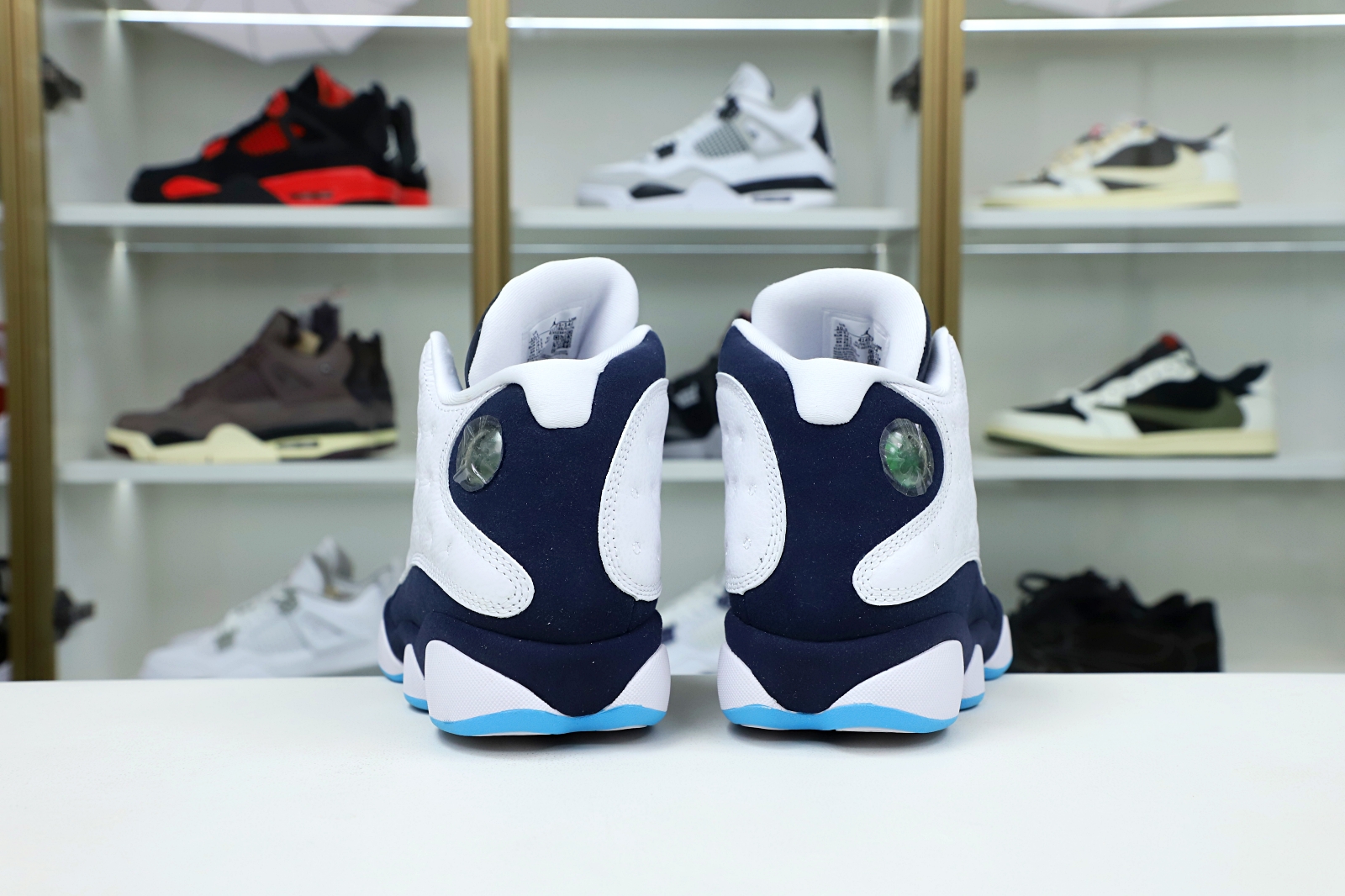 Kimi kick AIR JORDAN 13 RETRO WHITE OBSIDIAN POWDER BLUE 414571-144