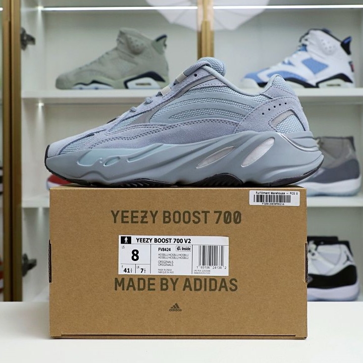 Kimikick Yeezy boost 700 v2 hospita blue