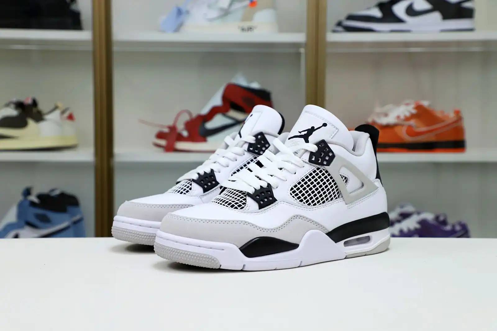 Rep Kimikick AIR JORDAN 4 MILITARY BLACK