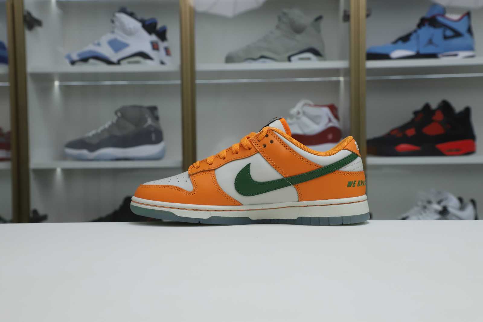 Kimi kick Nike Dunk Low  Florida A&amp;M x