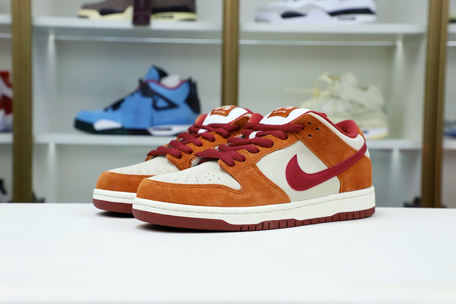 Kimi kick NIKE SB DUNK LOW PRO DARK RUSSET CEDAR 2019