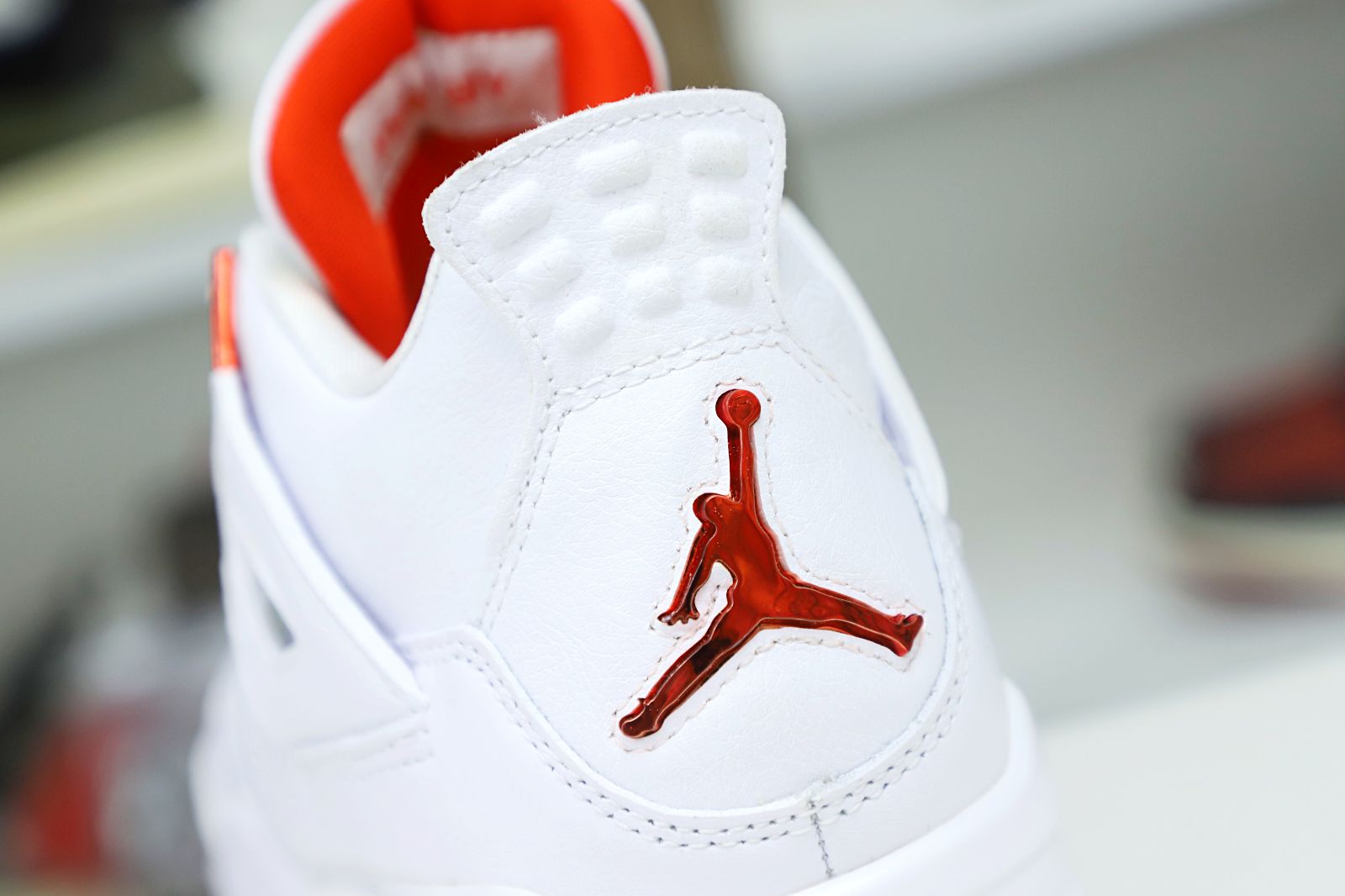 Kimi kick Jordan Air Jordan 4 retro“orange metallic