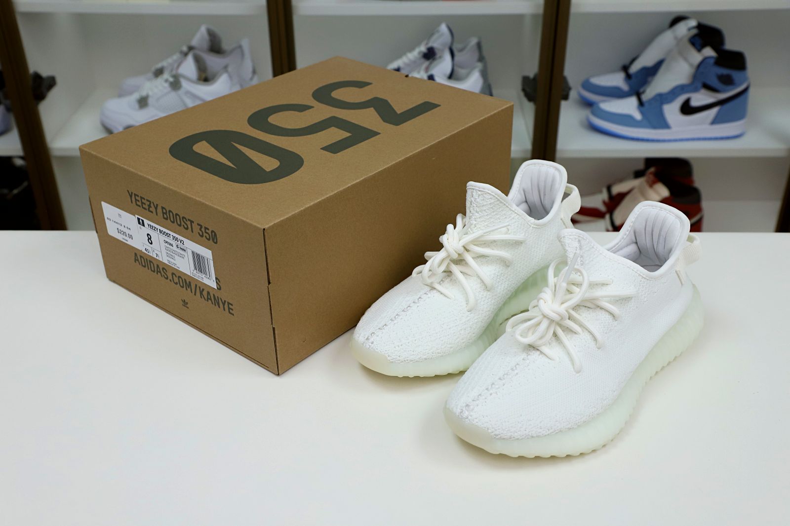 Kimi kick YEEZY BOOST 350 V2 'CREAM WHITE   TRIPLE WHITE'