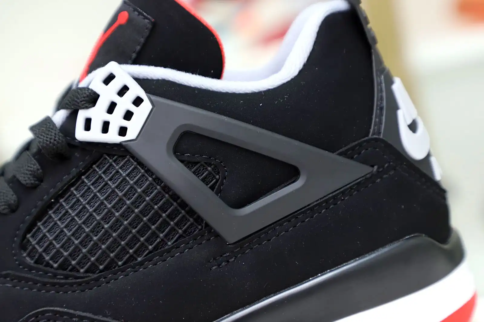 Cheap Kimi kick AIR JORDAN 4 RETRO OG 'BRED' 2019